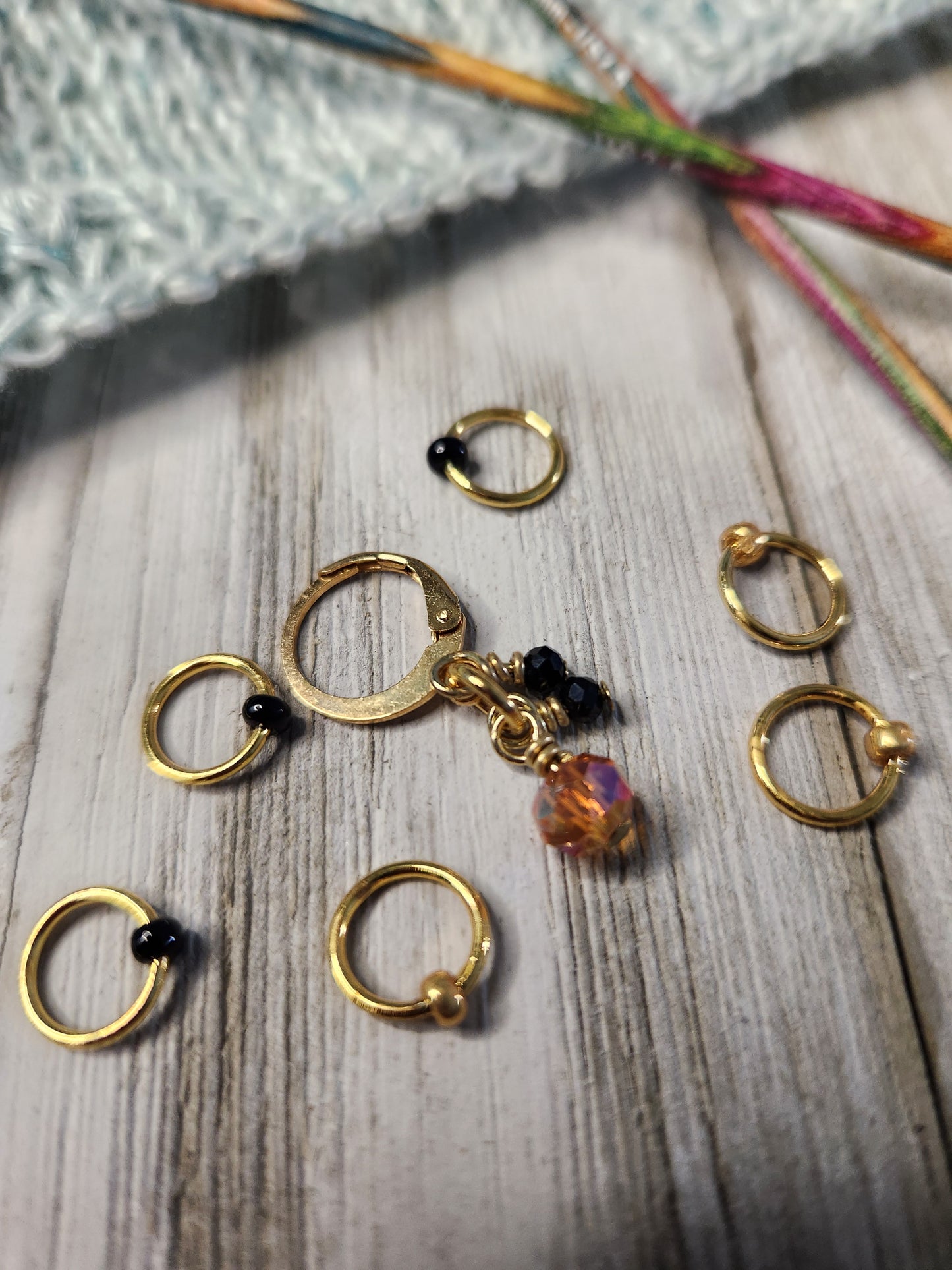 Knitting Stitch Markers & Progress Keeper