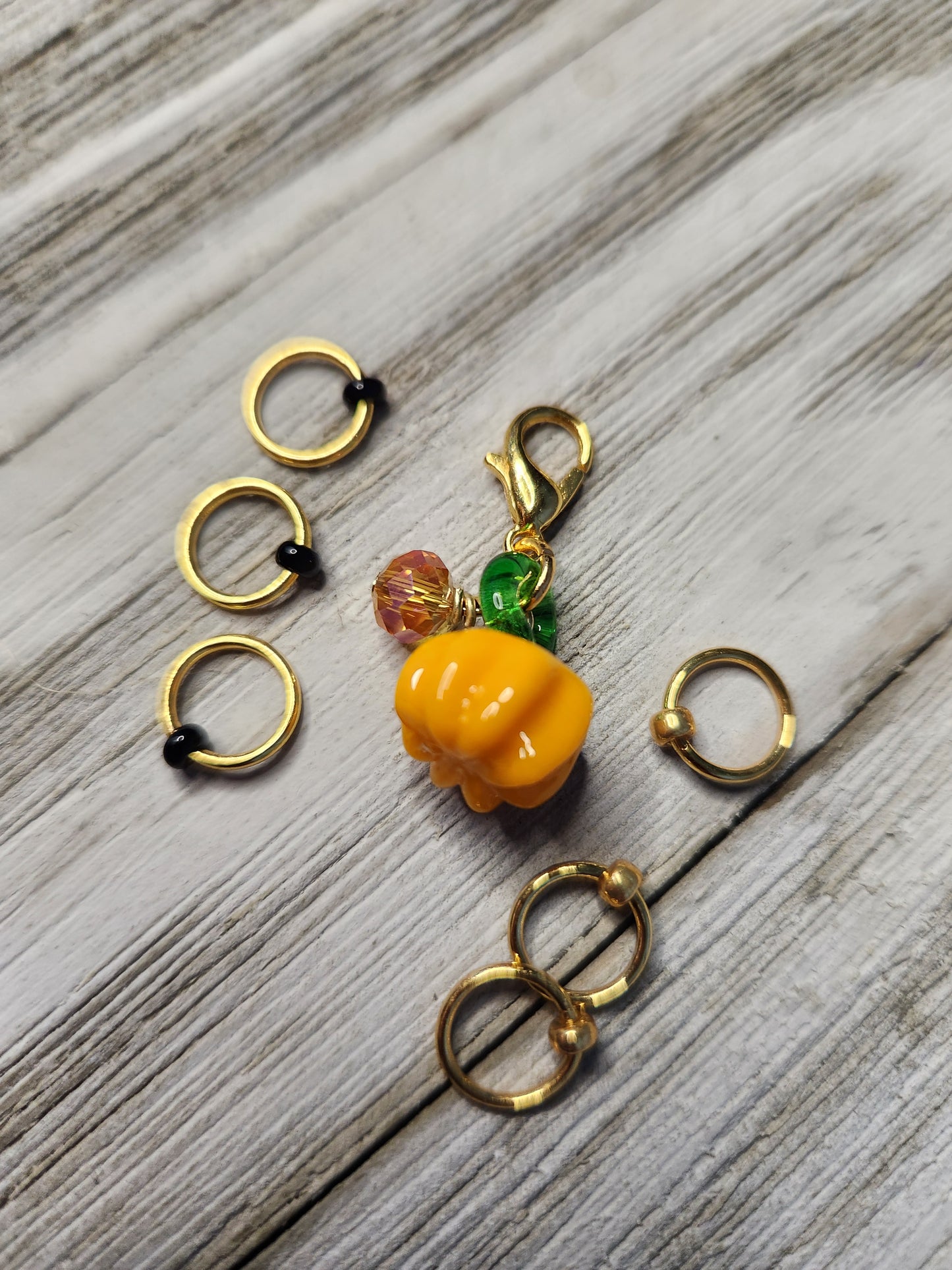Knitting Stitch Markers & Progress Keeper